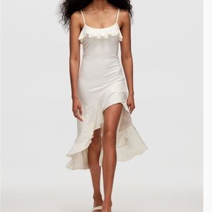 NWT Aritzia Wilfred color light birch Clink Dress